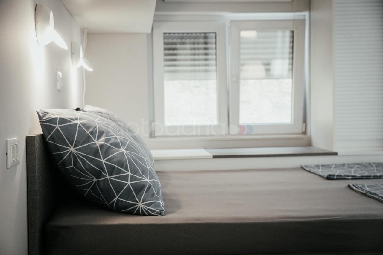 Modern Duplex Studio Tommy Makarska Exterior foto